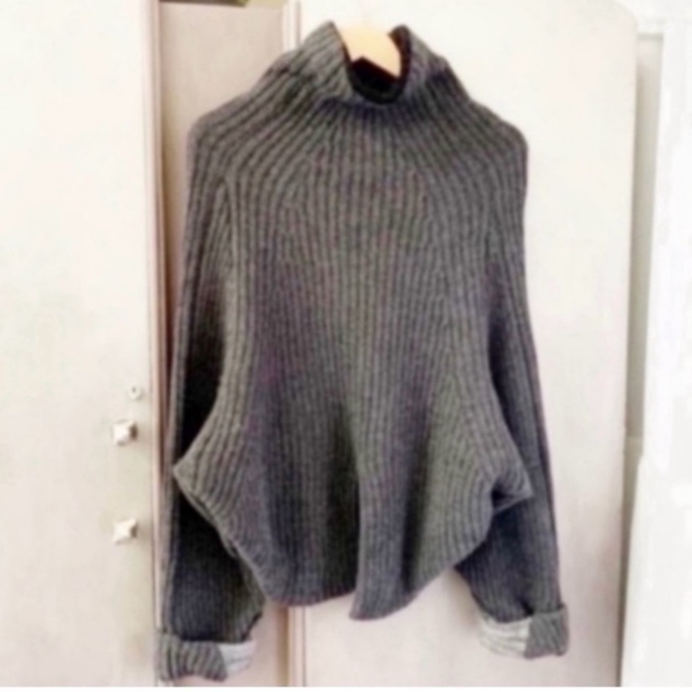 TOGA Pulla Wool Blend Draped Neck Raglan Rib Knit Sweater - Picture 2 of 8